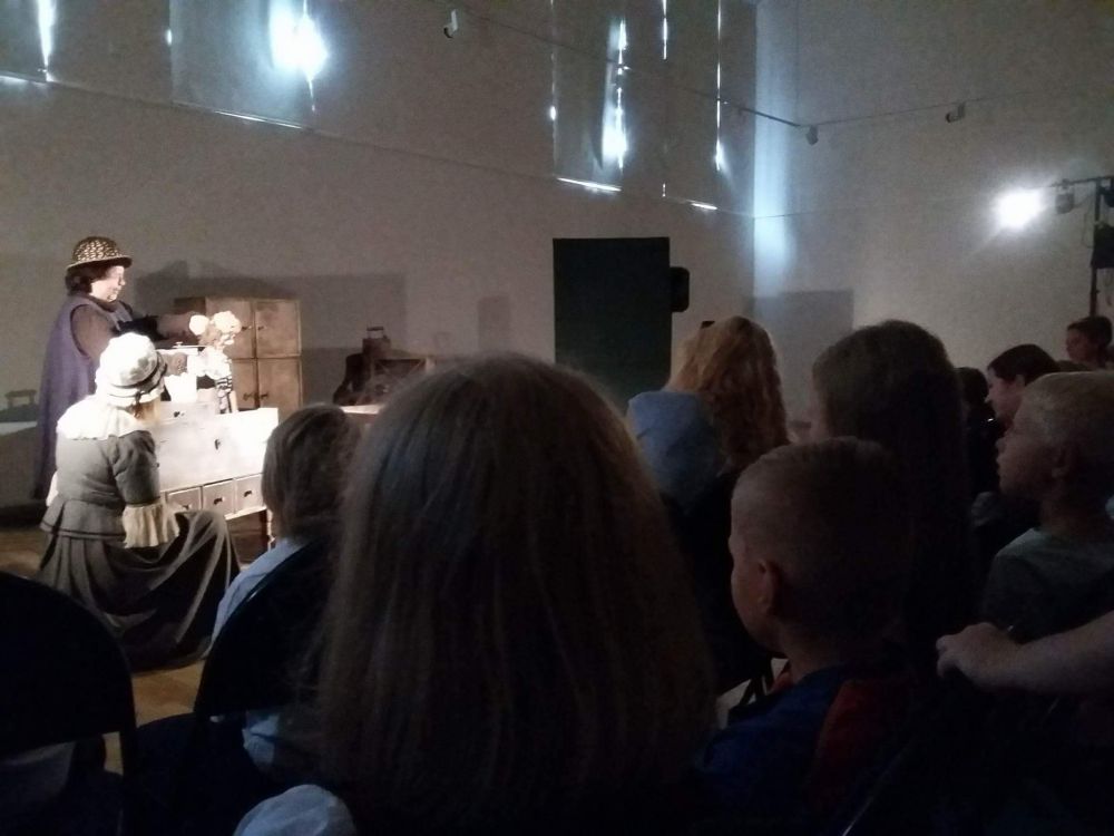 Edukacinis spektakliukas “Peliuko pasakų dirbtuvėlė” Raudondvario dvaro Menų inkubatoriuje