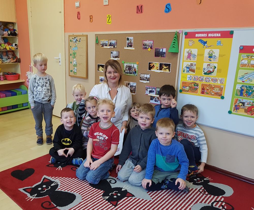 Rytmetys ,,Kur slepiasi cukrus?” VI grupėje