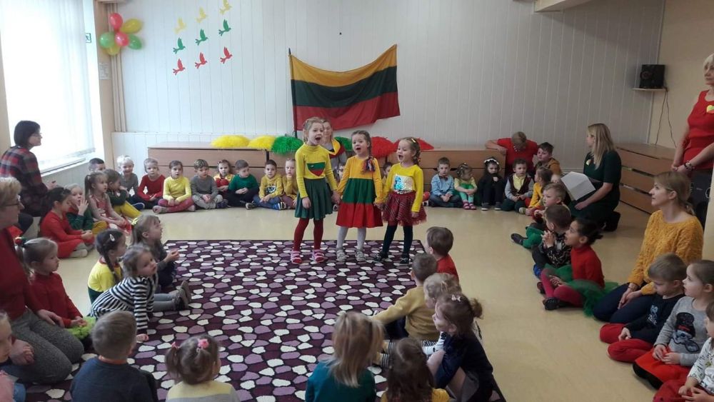 Vasario 16-osios minėjimo šventė “Trijų spalvų simfonija”